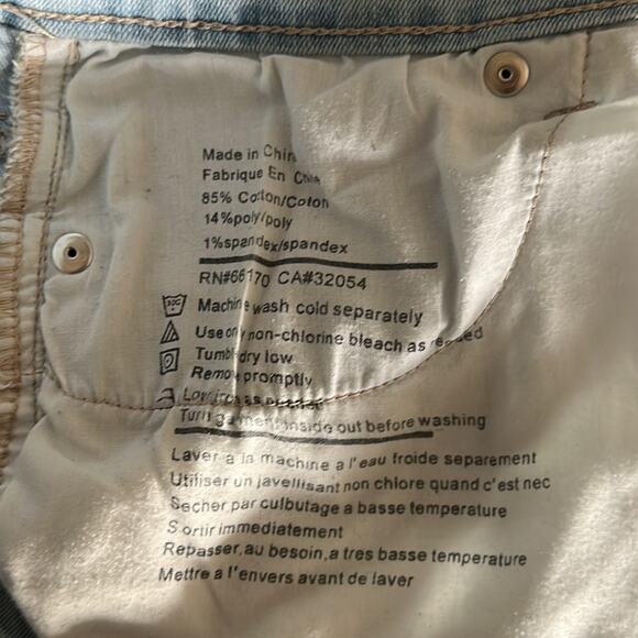 BDG Urban Outfitters Cigarette Jeans Light Wash Denim Size 28 GUC - Picture 7 of 9